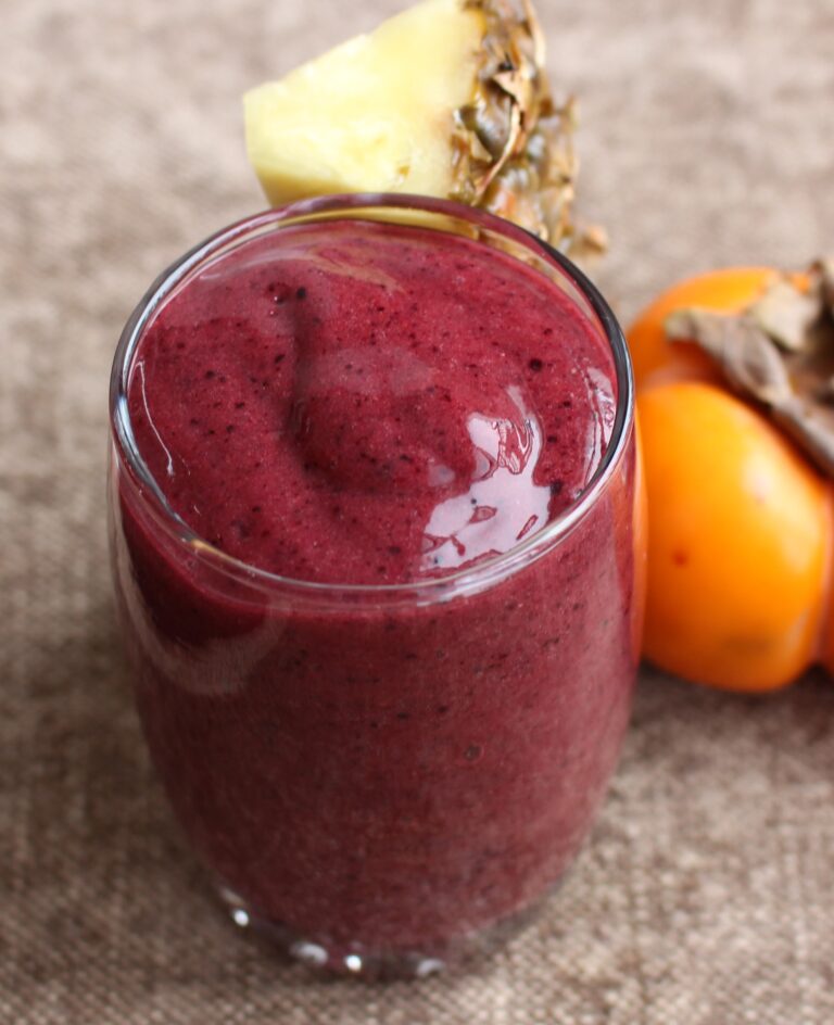 Blueberry Persimmon Smoothie