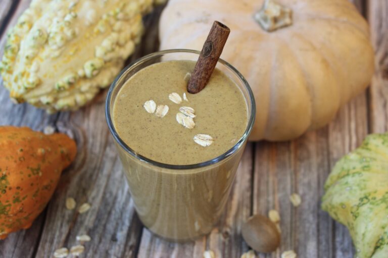 Hearty Spicy Pumpkin Breakfast Smoothie