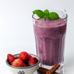 berry cinnamon smoothie