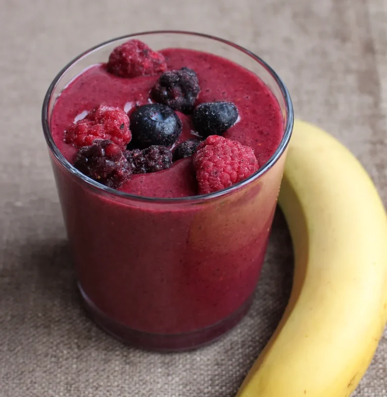 Easiest Berry Smoothie