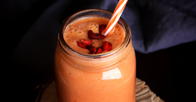 carrot goji smoothie