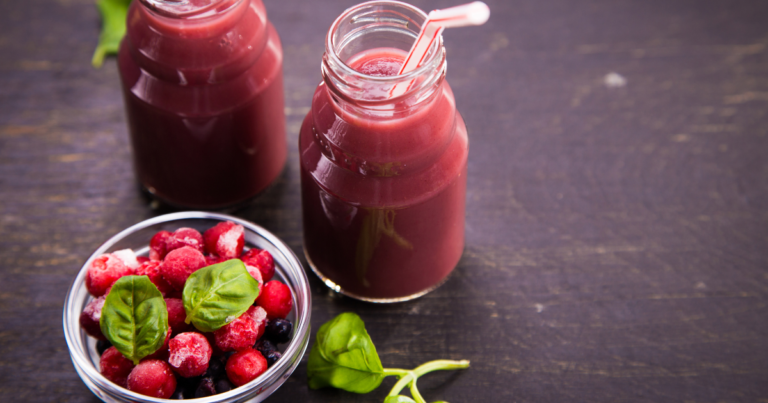 berry basil smoothie