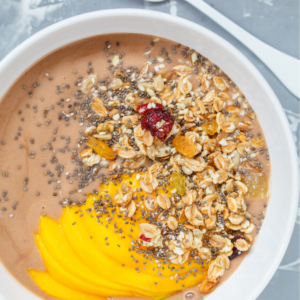 chocolate mango smoothie bowl