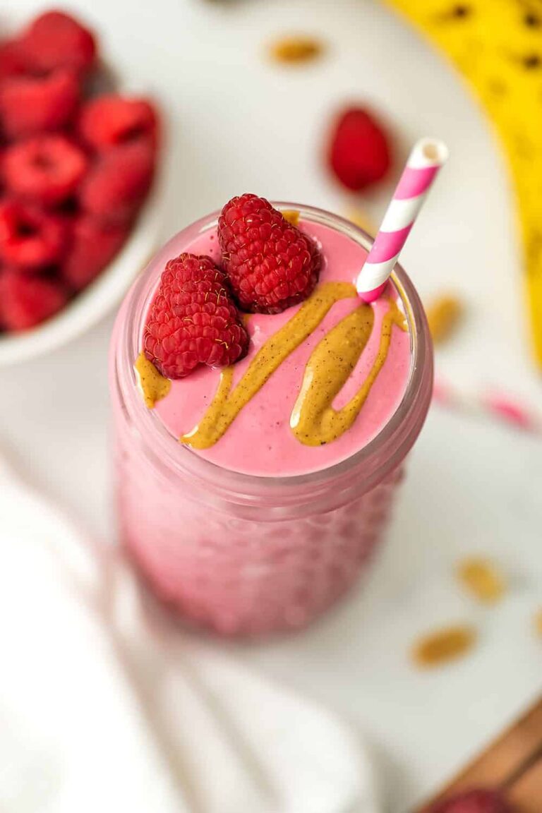 raspberry peanut butter smoothie