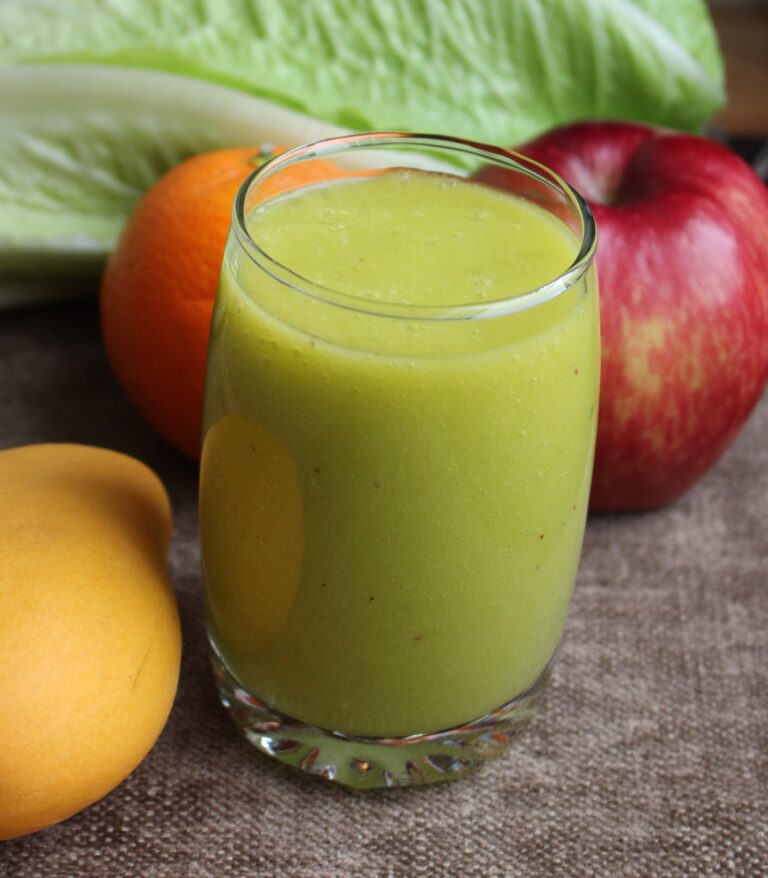 Mango Apple Green Refreshing Smoothie