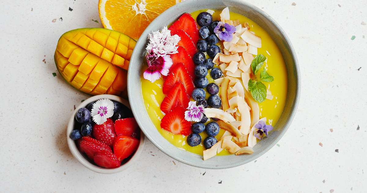 orange mango smoothie bowl