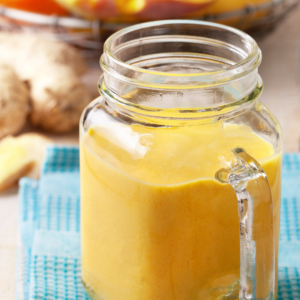 mango banana giner smoothie