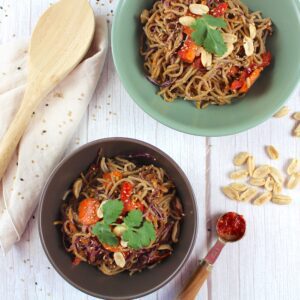 peanut soba noodles with veggies